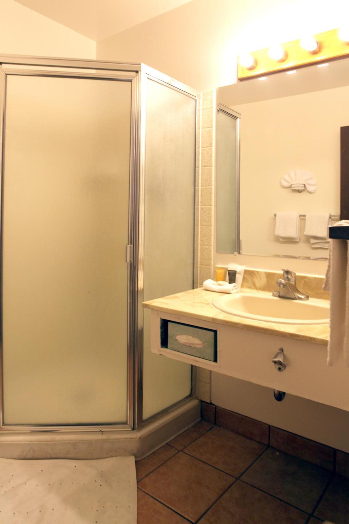 סנטה קלרה Granada Inn מראה חיצוני תמונה